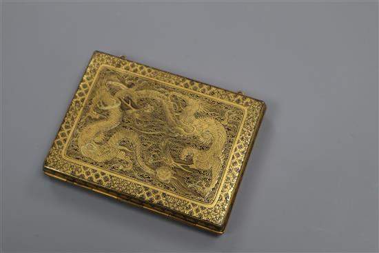 A Komai minaudiere decorated by Fujii Yoshitoyo 7 x 9.5cm